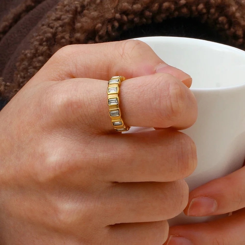 Infinity Band Ring - Picture 5 of 5